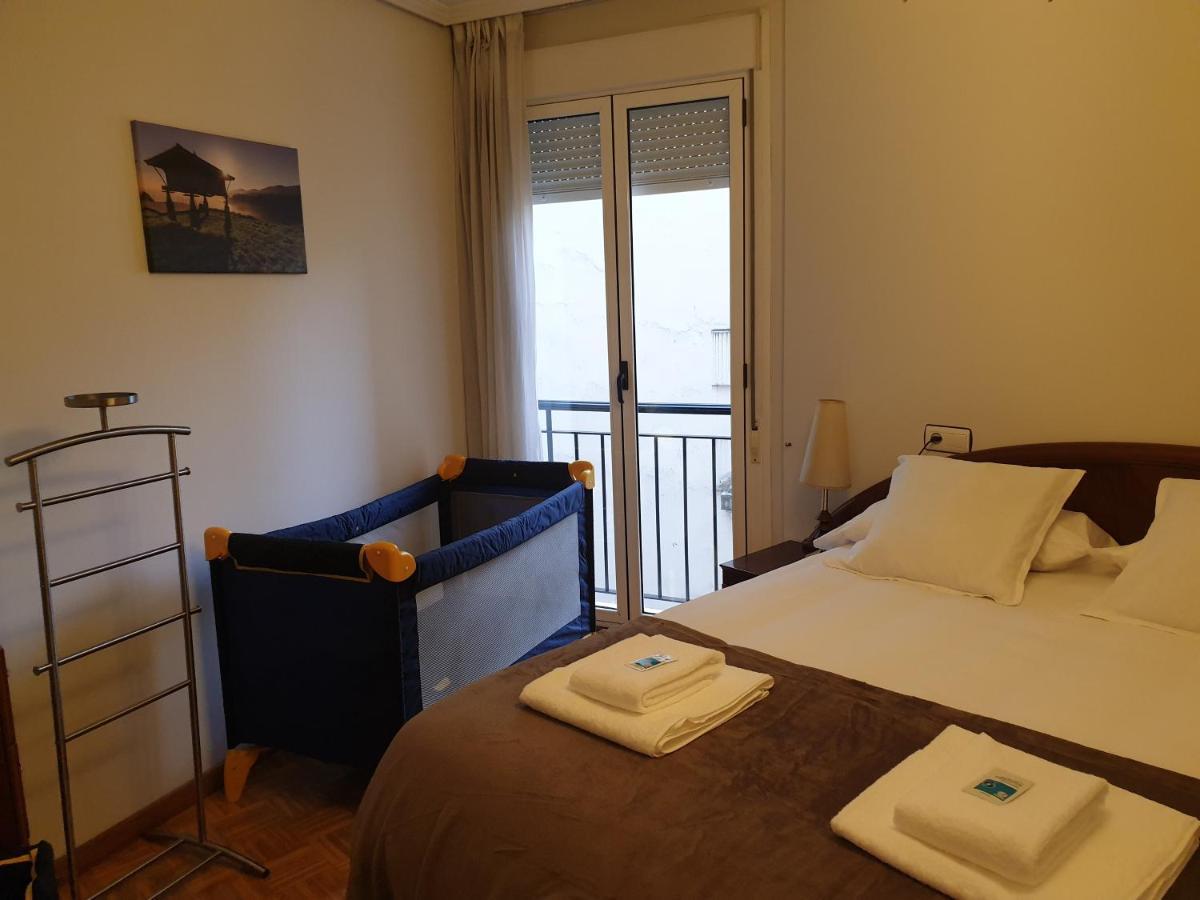Apartamento Cá Güilu Oviedo Exterior foto