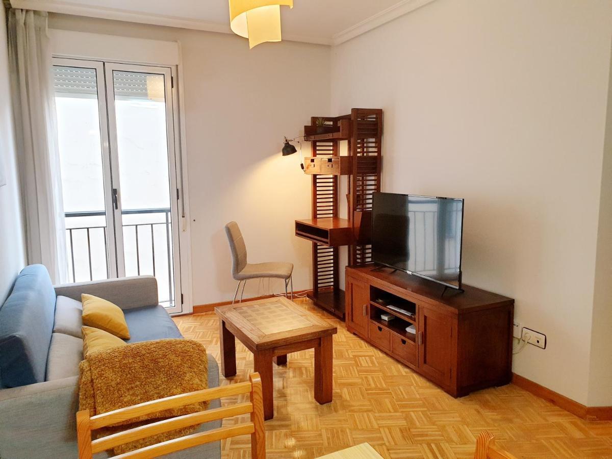 Apartamento Cá Güilu Oviedo Exterior foto
